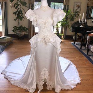 Eve of Milady Vintage (85) White Satin & Lace Wedding Dress w Detachable Train